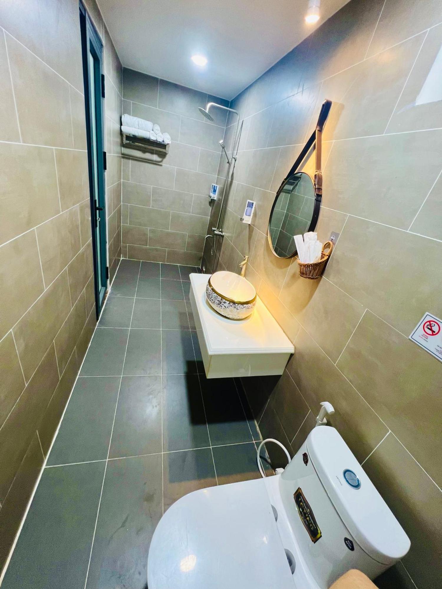 Khai Hoan Luxury Hotel Ben Cat Exterior foto